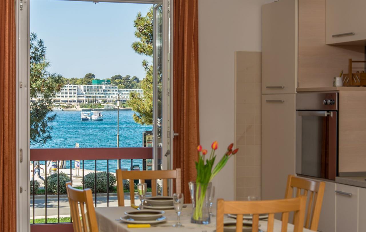 Apartment Riva Пореч Экстерьер фото