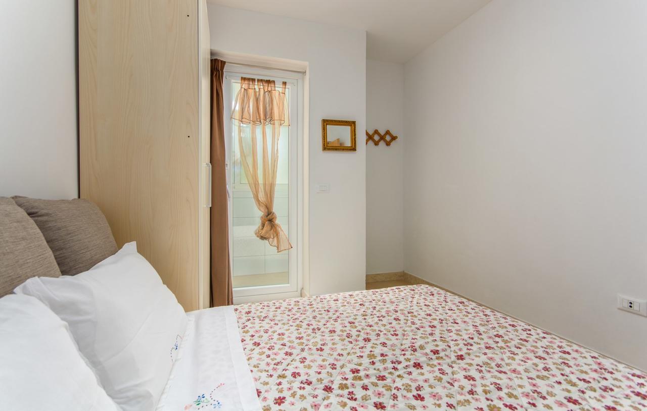 Apartment Riva Пореч Экстерьер фото