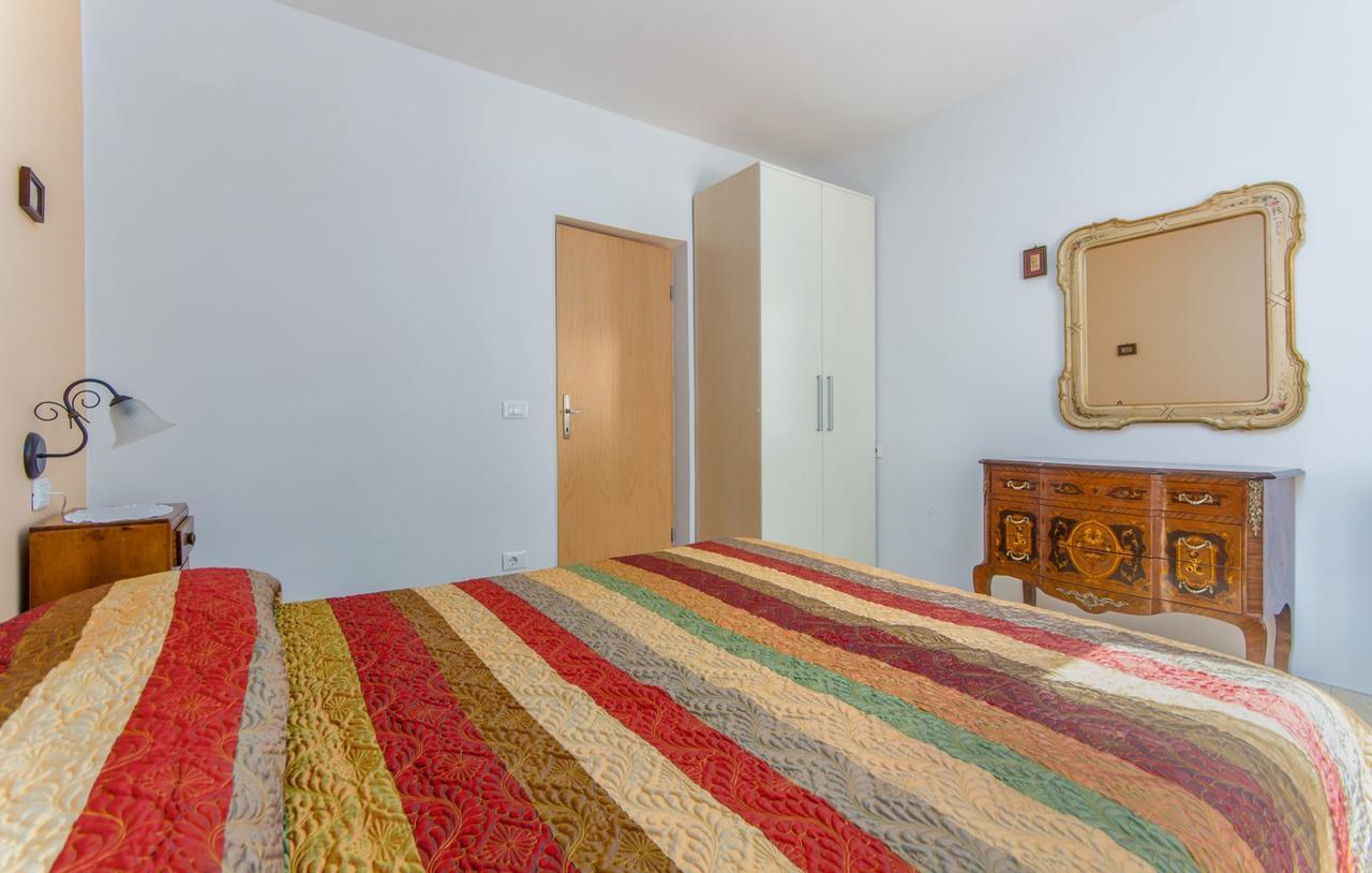 Apartment Riva Пореч Экстерьер фото