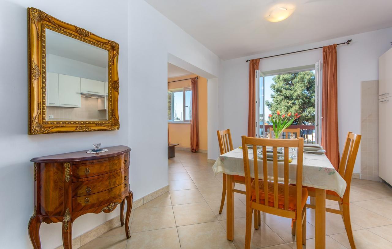 Apartment Riva Пореч Экстерьер фото